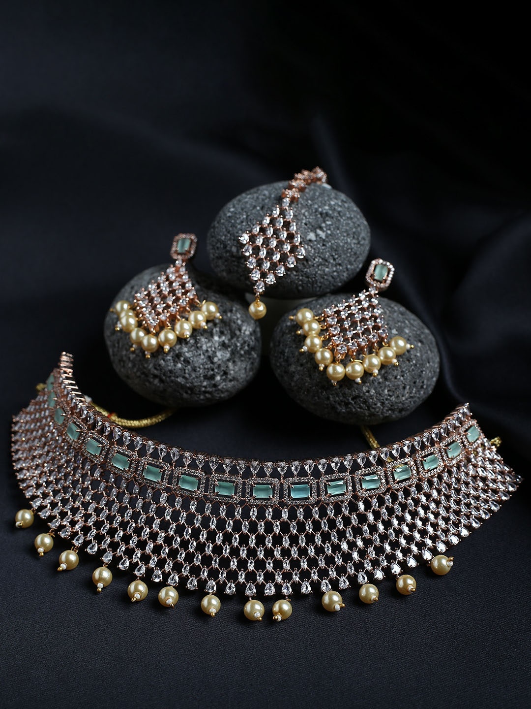 

justpeachy Gold-Plated AD-Studded & Beaded Jewellery Set