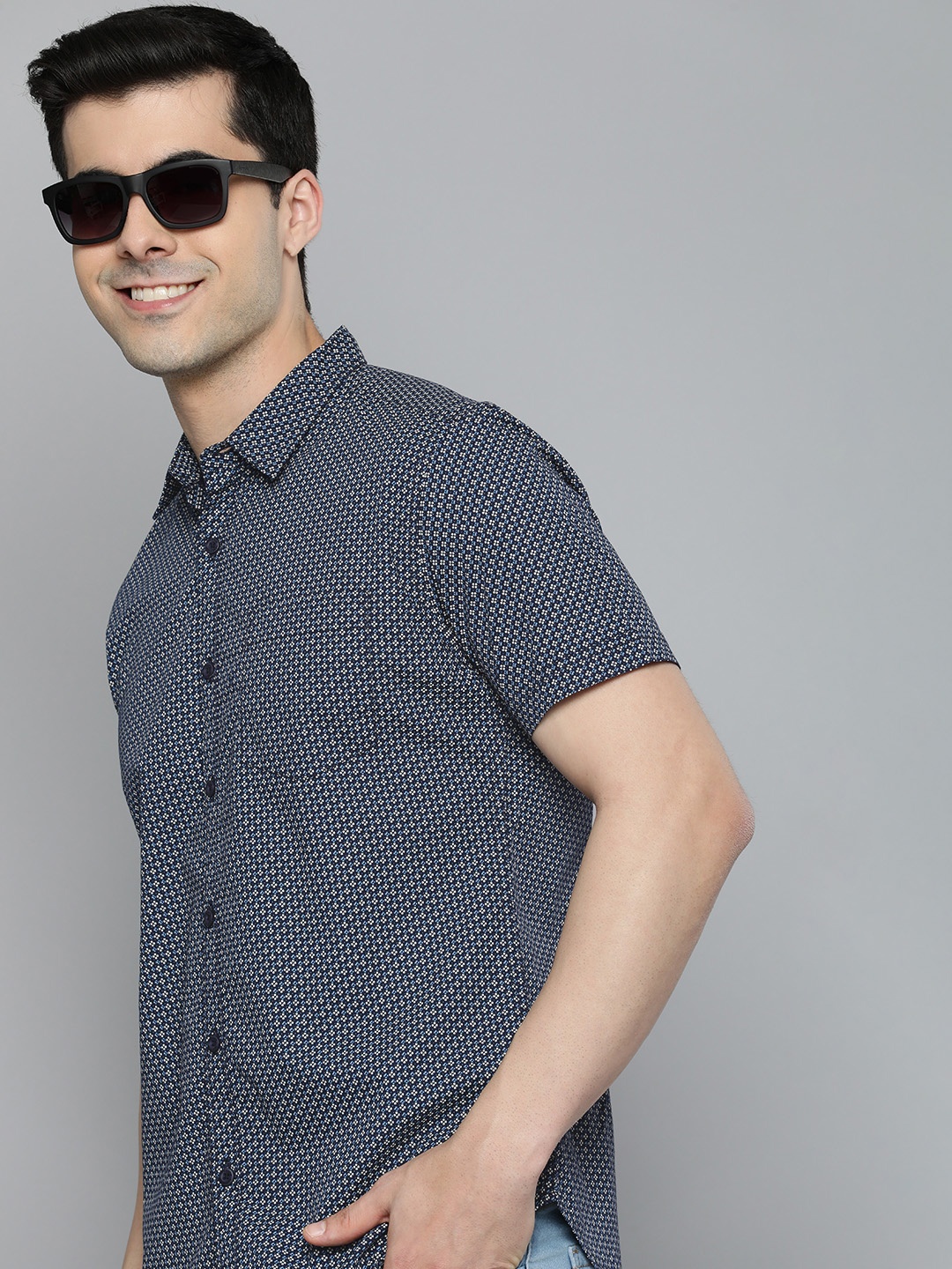 

HERE&NOW Men Slim Fit Printed Cotton Casual Shirt, Navy blue