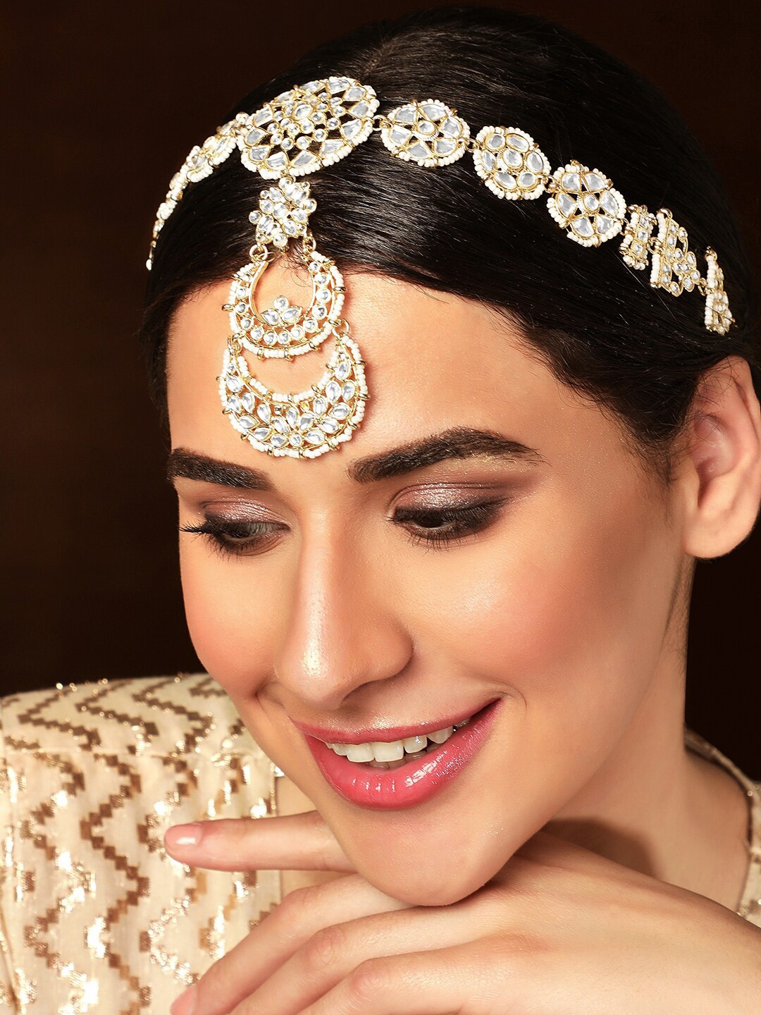 

Rubans Gold-Plated Kundan-Studded & Pearl Beaded Sheeshphool