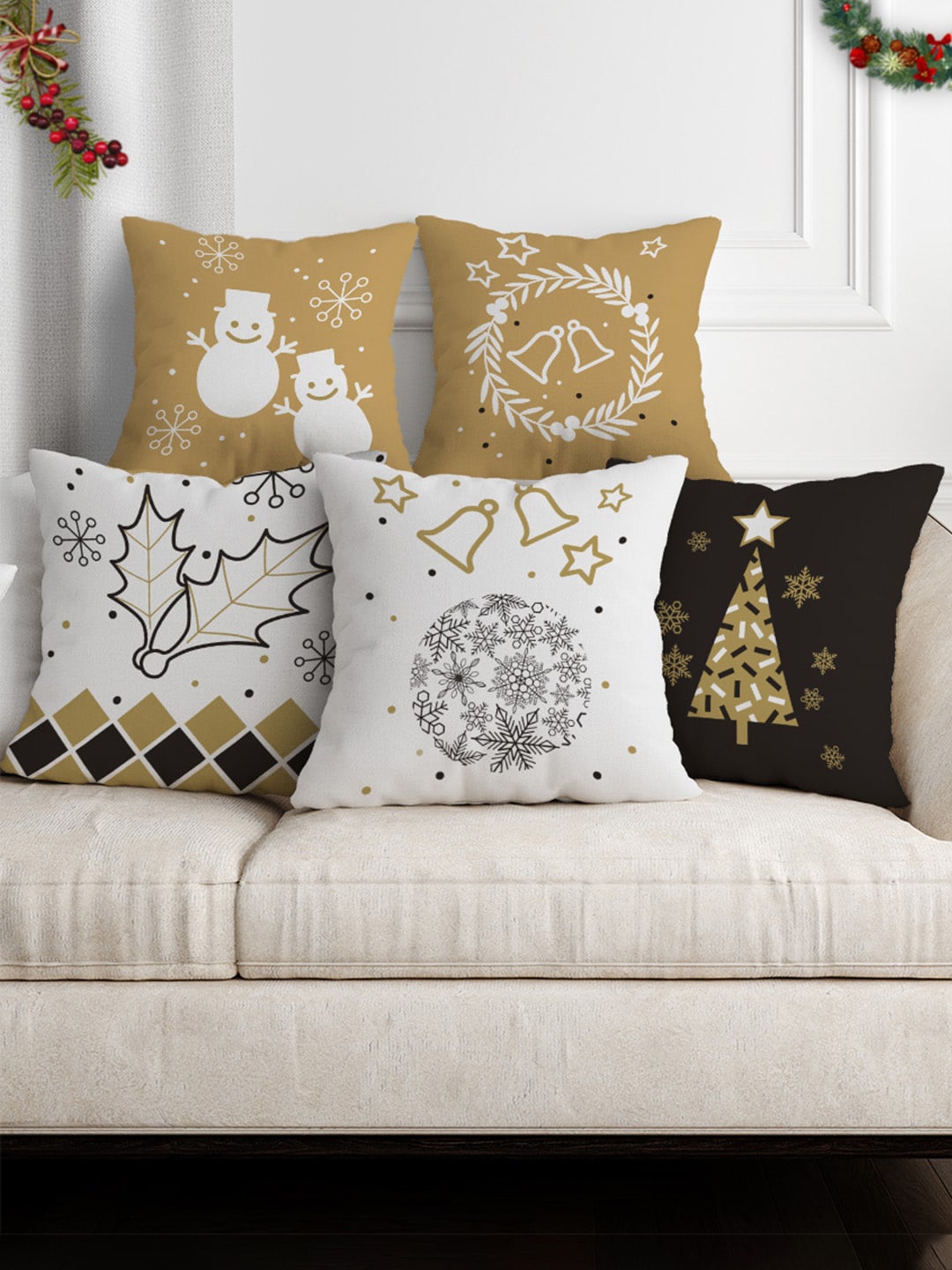 

Crazy Corner Black & White Set of 5 Satin Square Cushion Covers