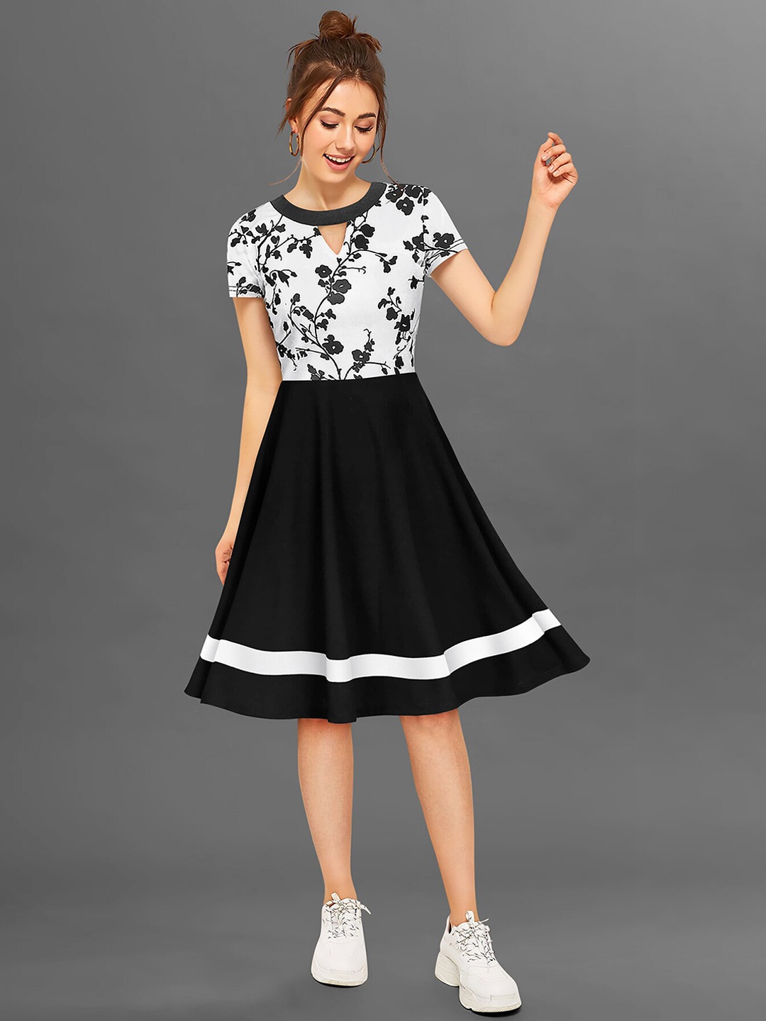 

LONDON BELLY Floral Printed Fit & Flare Dress, Na