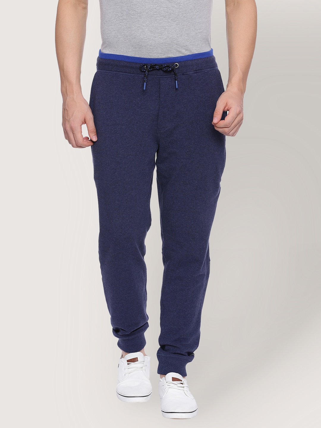 

Van Heusen Men Quick Dry Media Pocket Joggers, Navy blue