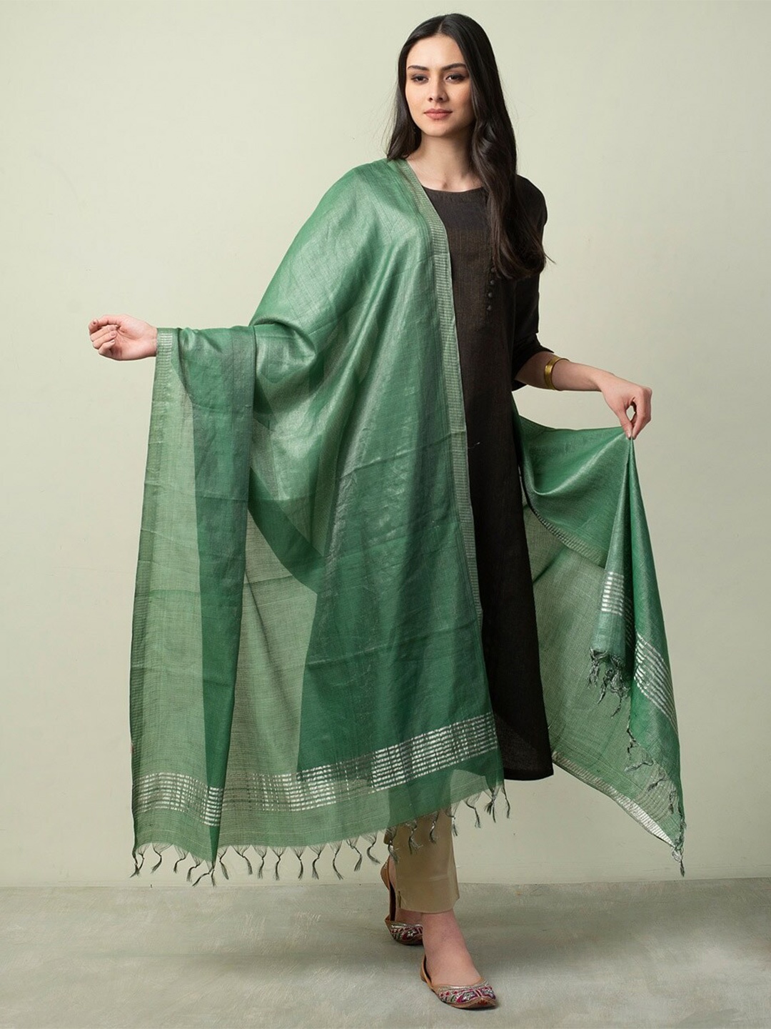 

Fabindia Striped Dupatta with Zari, Green