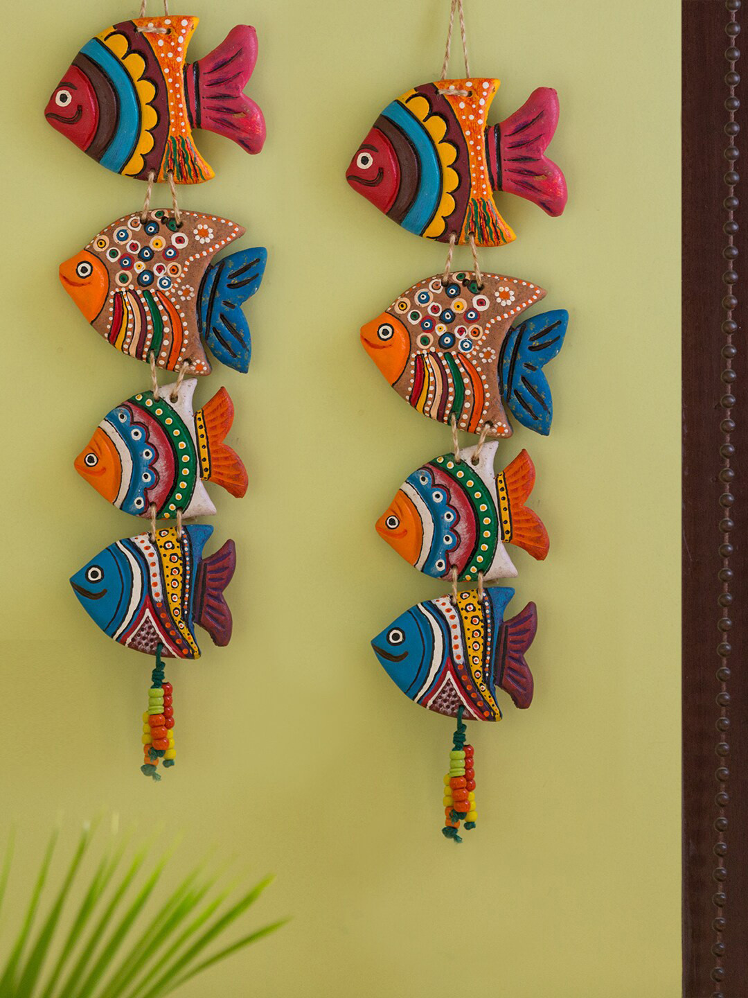 

ExclusiveLane Blue & Orange Set of 2 Fish Family Terracotta Wall Hangings