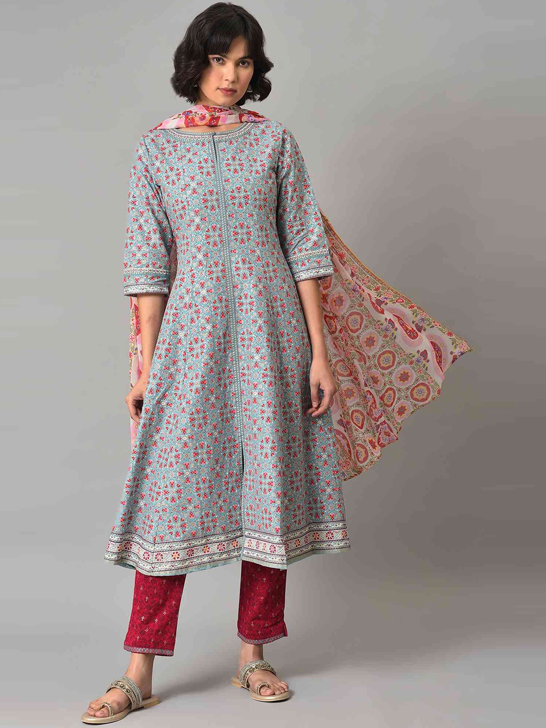 

W Women Floral Printed Sequinned Pure Cotton Kurta with Trousers & Dupatta, Blue