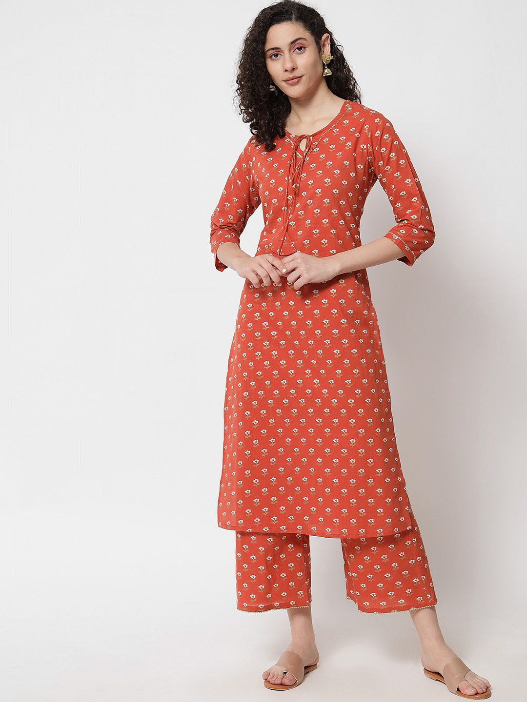 

Meeranshi Women Floral Printed Pure Cotton Kurta with Palazzos, Orange