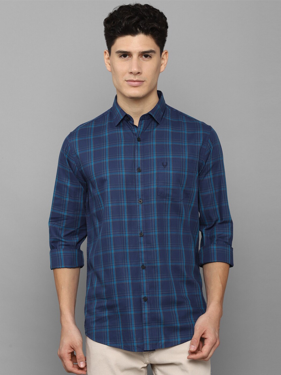 

Allen Solly Men Slim Fit Checked Casual Cotton Shirt, Blue