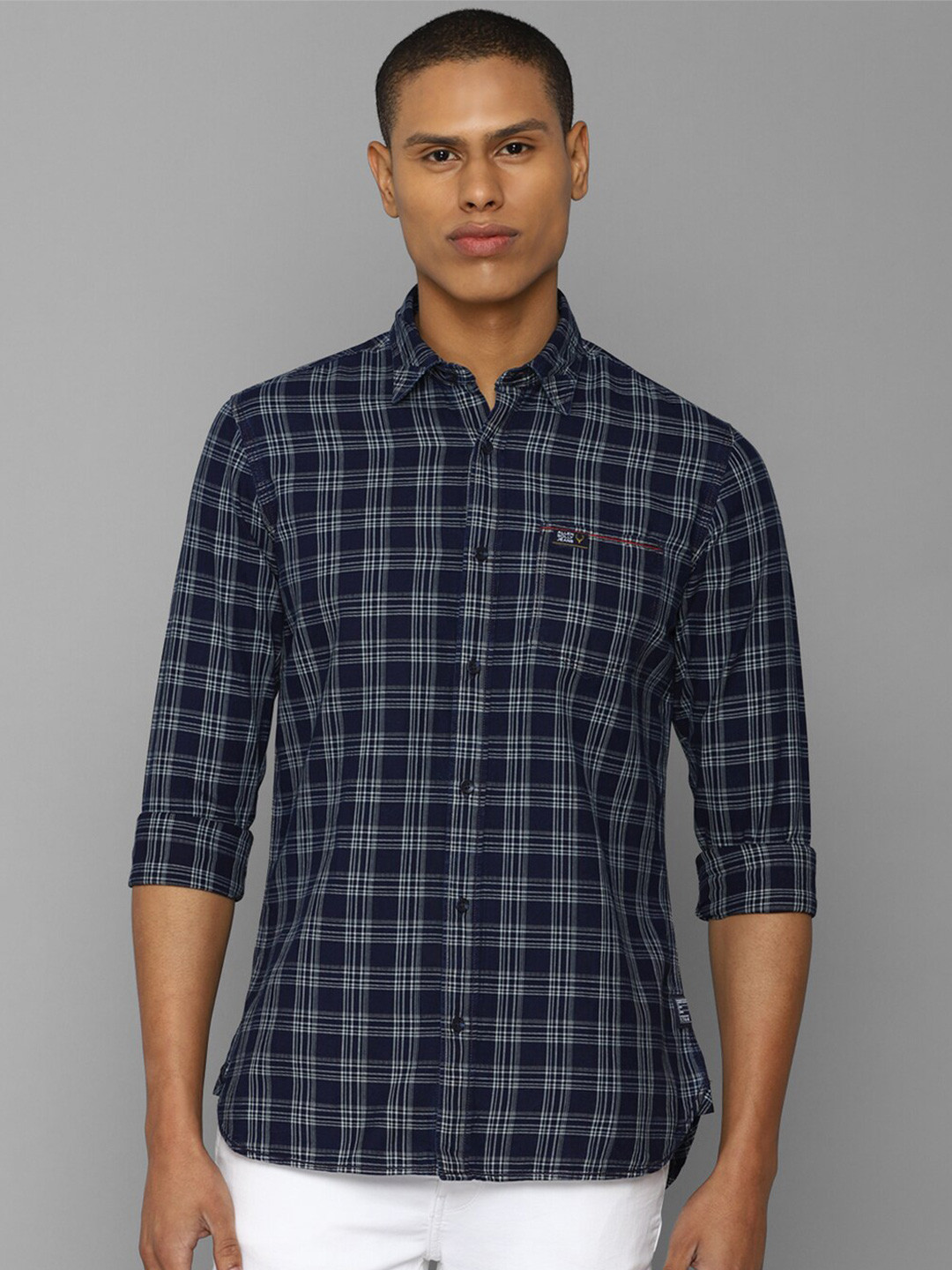 

Allen Solly Sport Men Tartan Checked Cotton Casual Shirt, Navy blue