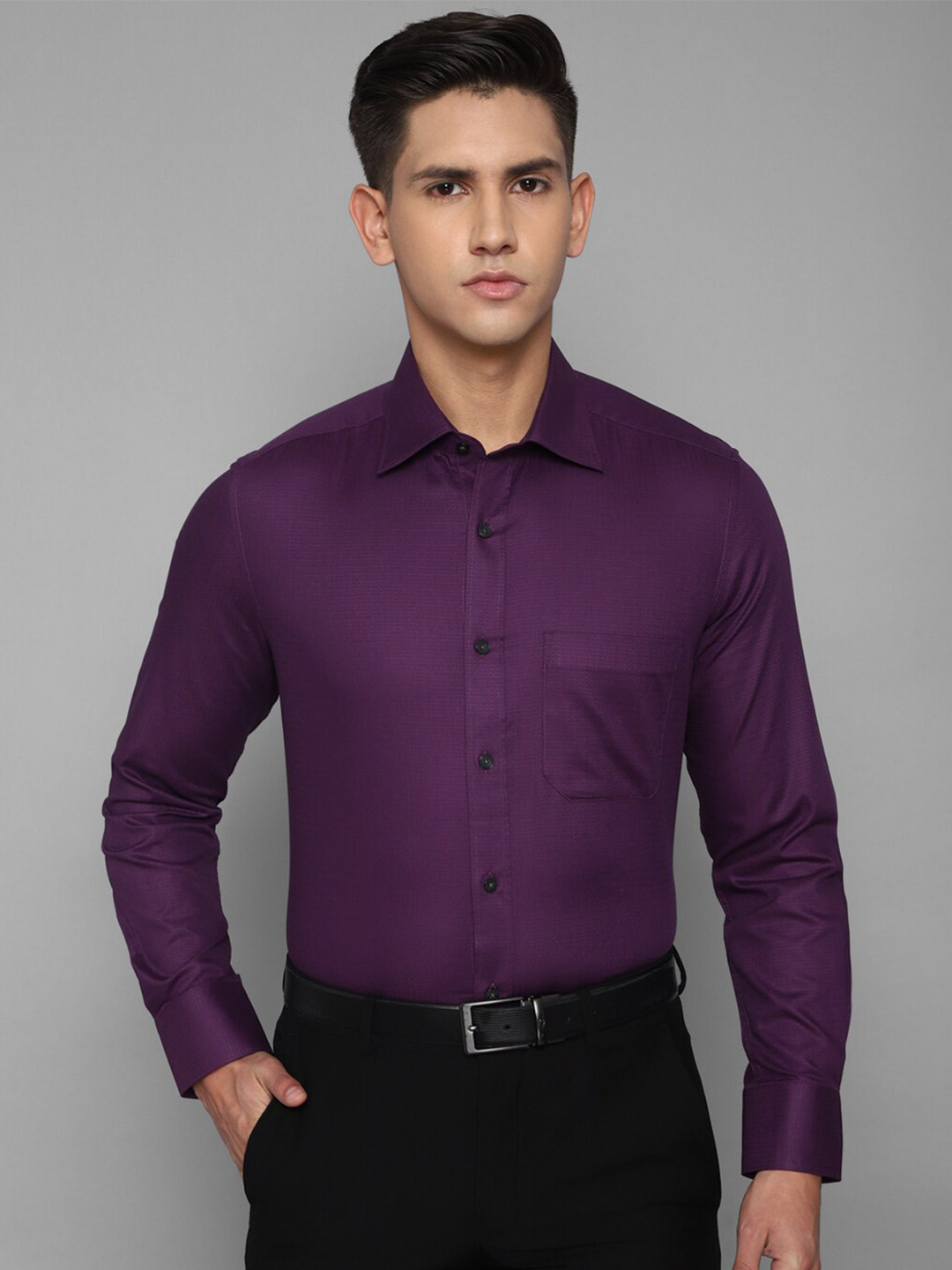 

Louis Philippe Men Pure Cotton Formal Shirt, Purple