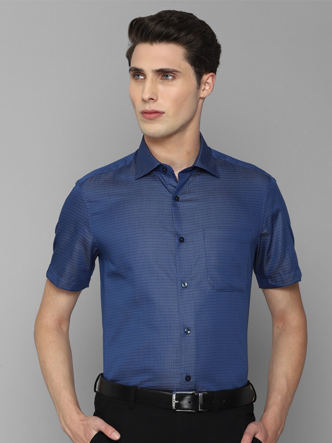 

Louis Philippe Men Printed Pure Cotton Formal Shirt, Blue