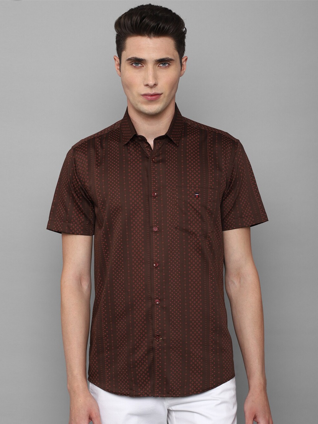 

Louis Philippe Sport Men Slim Fit Printed Pure Cotton Casual Shirt, Brown