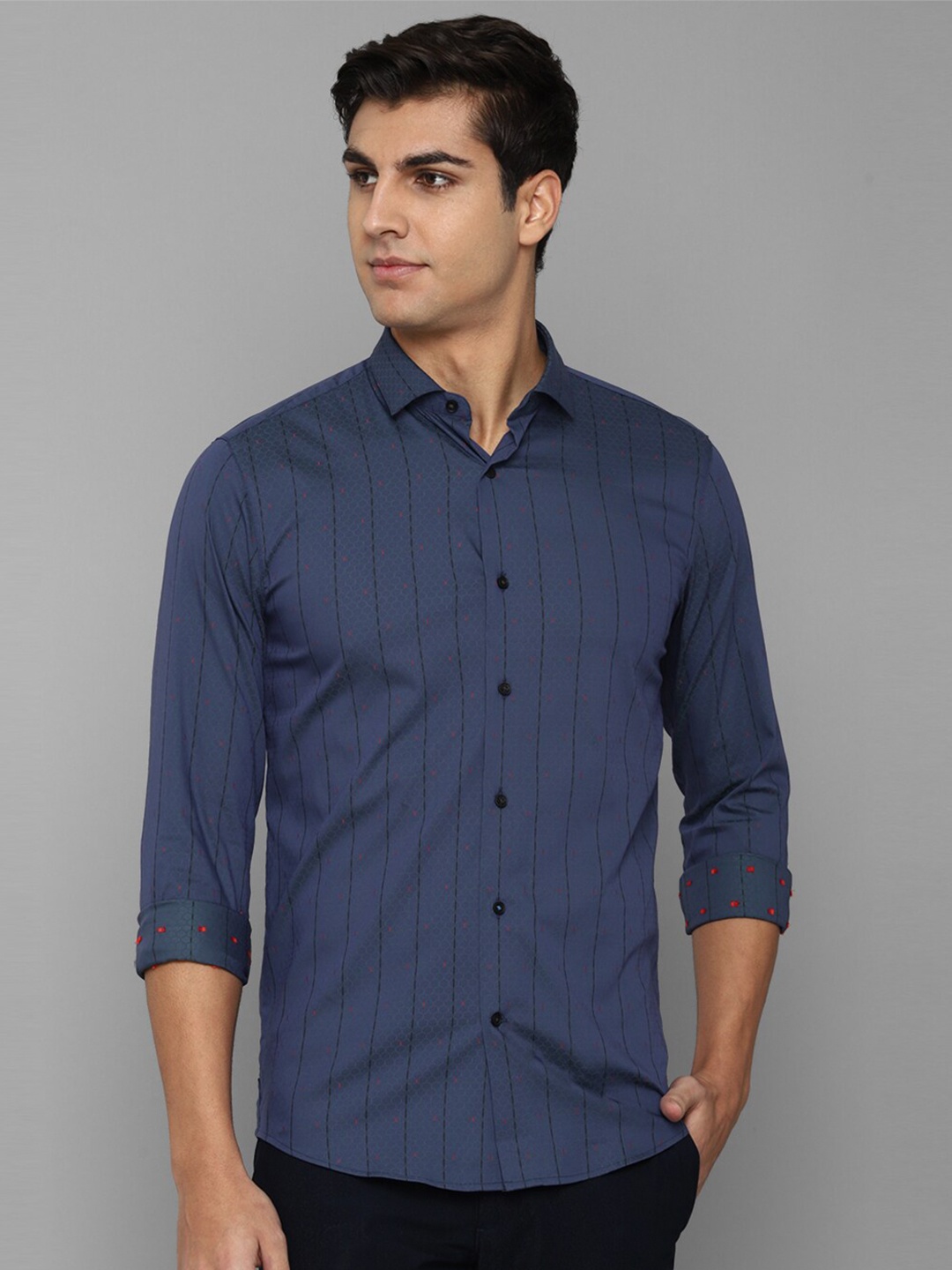 

Louis Philippe Sport Men Cotton Slim Fit Grid Tattersall Checks Checked Casual Shirt, Navy blue