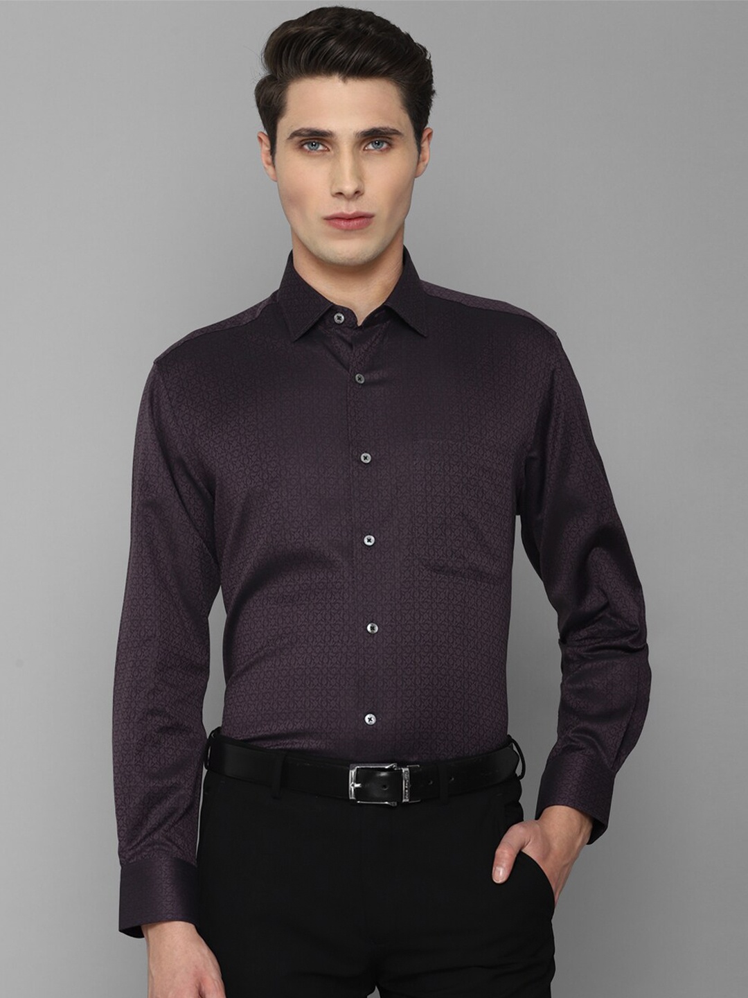 

Luxure by Louis Philippe Men Cotton Formal Shirt, Purple
