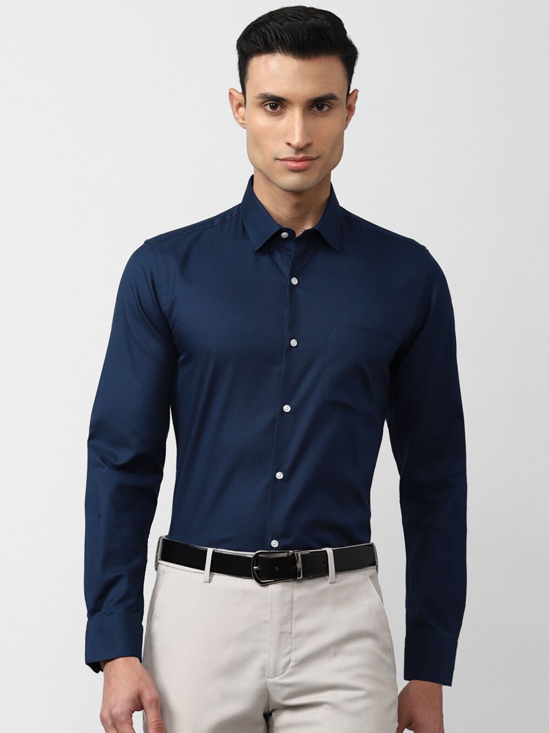 

Peter England Men Slim Fit cotton Formal Shirt, Blue