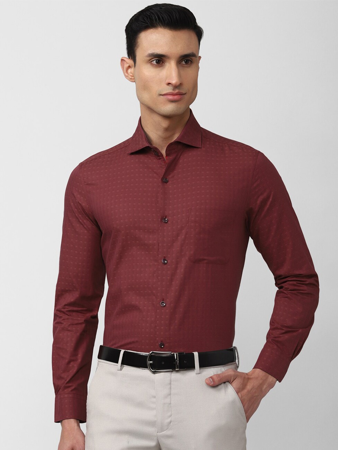 

Peter England Elite Men Slim Fit Cotton Formal Shirt, Maroon