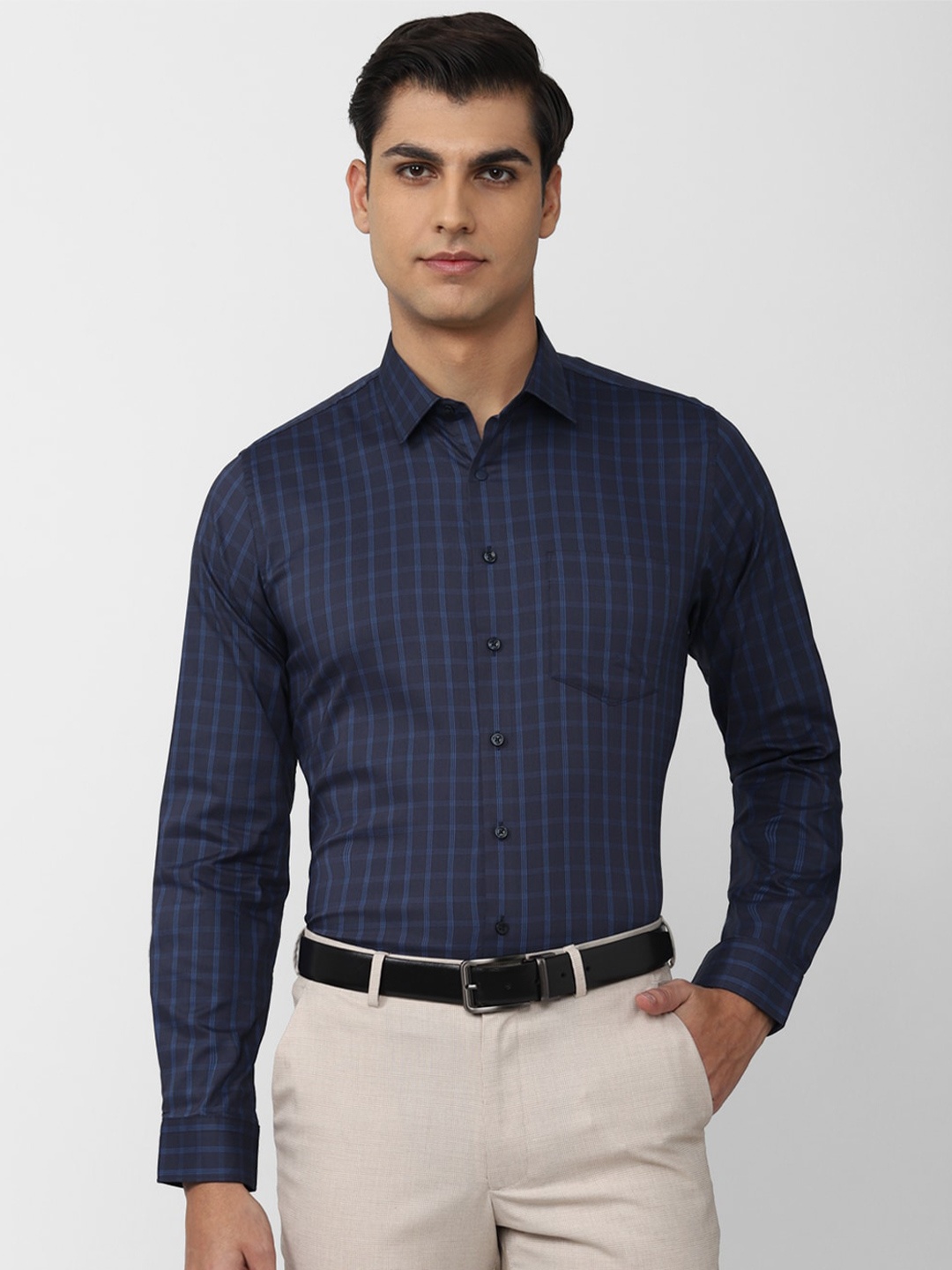

Van Heusen Men Cotton Slim Fit Checked Formal Shirt, Navy blue