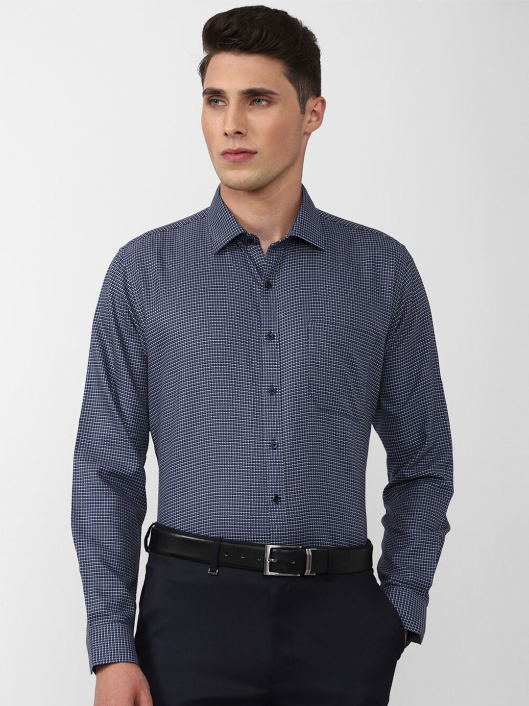 

Van Heusen Men Pure Cotton Slim Fit Formal Shirt, Blue
