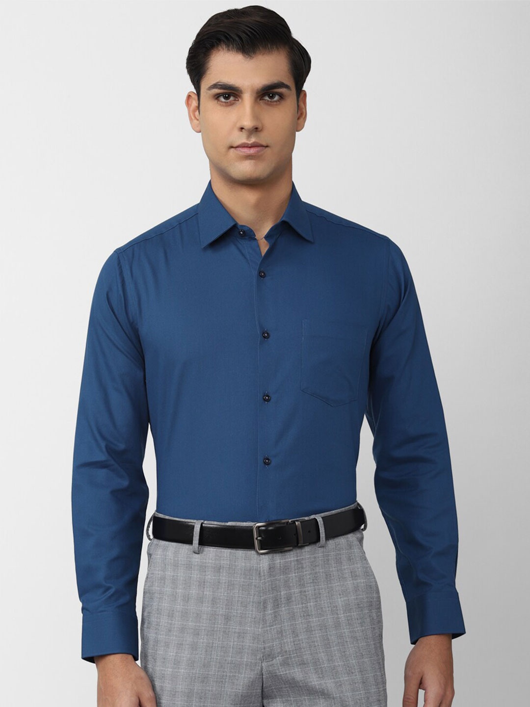 

Van Heusen Men Pure Cotton Formal Shirt, Blue