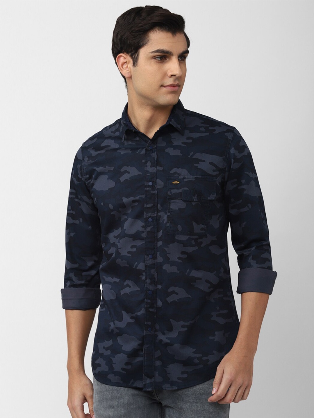 

VAN HEUSEN DENIM LABS Men Slim Fit Printed Pure Cotton Casual Shirt, Navy blue