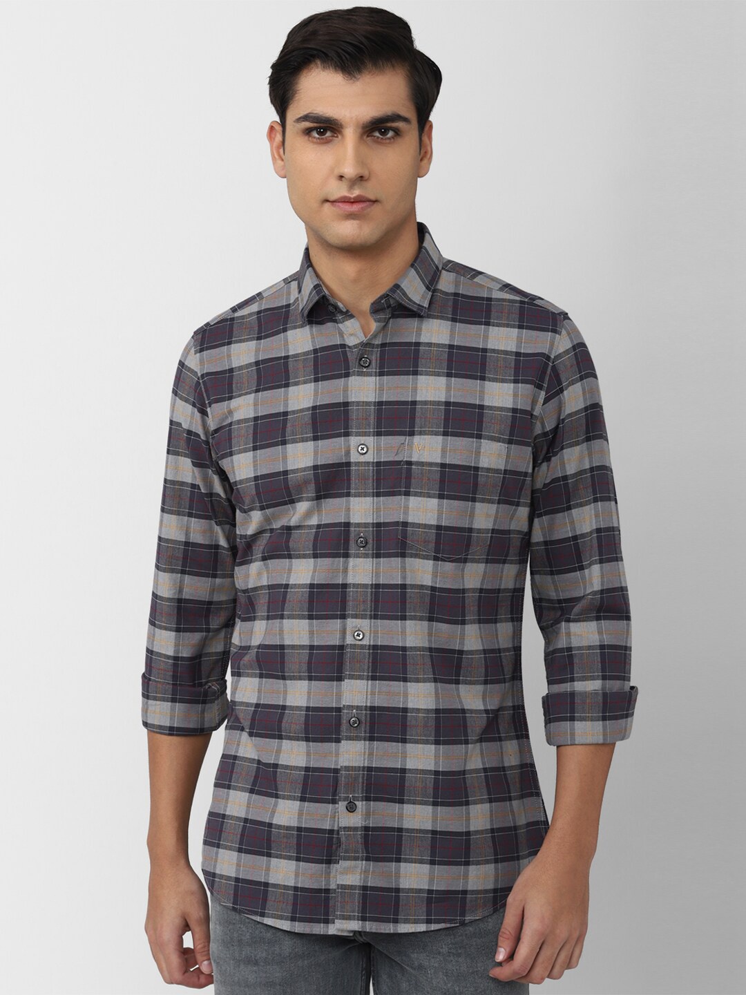 

Van Heusen Sport Men Slim Fit Buffalo Checks Pure Cotton Casual Shirt, Grey