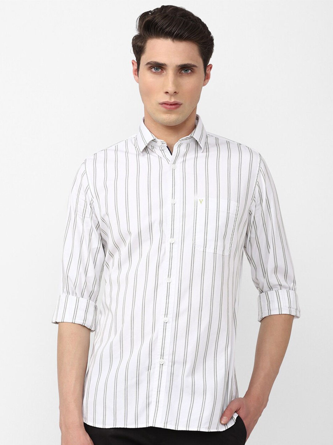 

Van Heusen Sport Men Slim Fit Striped Pure Cotton Casual Shirt, White