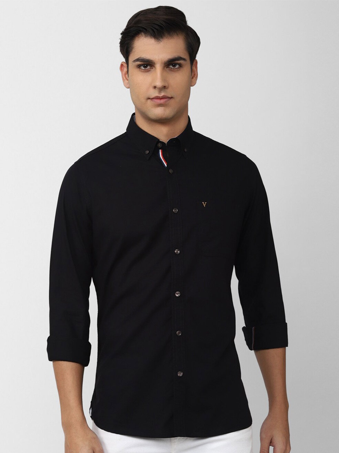 

Van Heusen Sport Men Slim Fit Pure Cotton Casual Shirt, Black