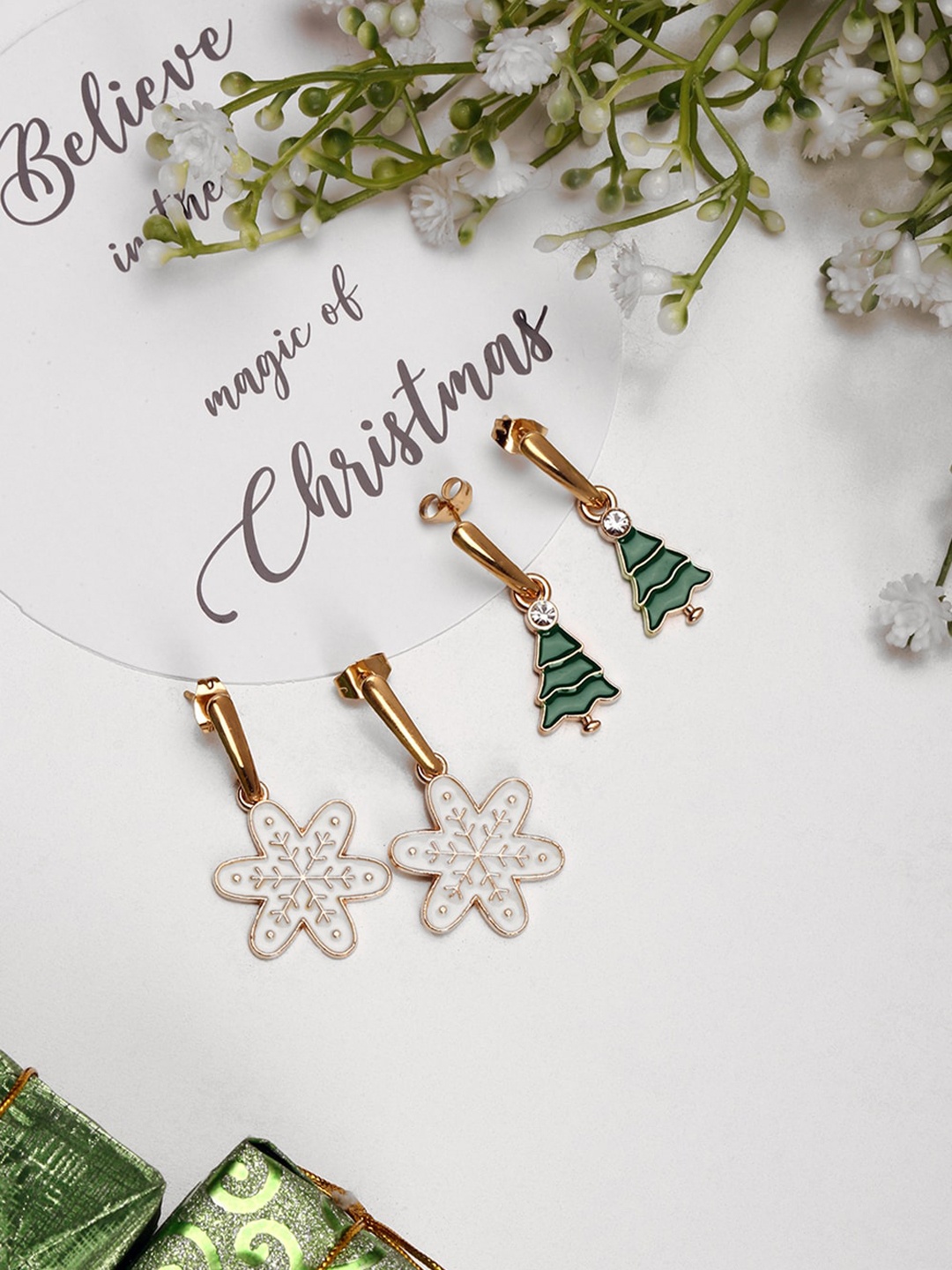 

EL REGALO Christmas Pack Of 2 Gold Plated Star Shaped Studs Earrings, Green