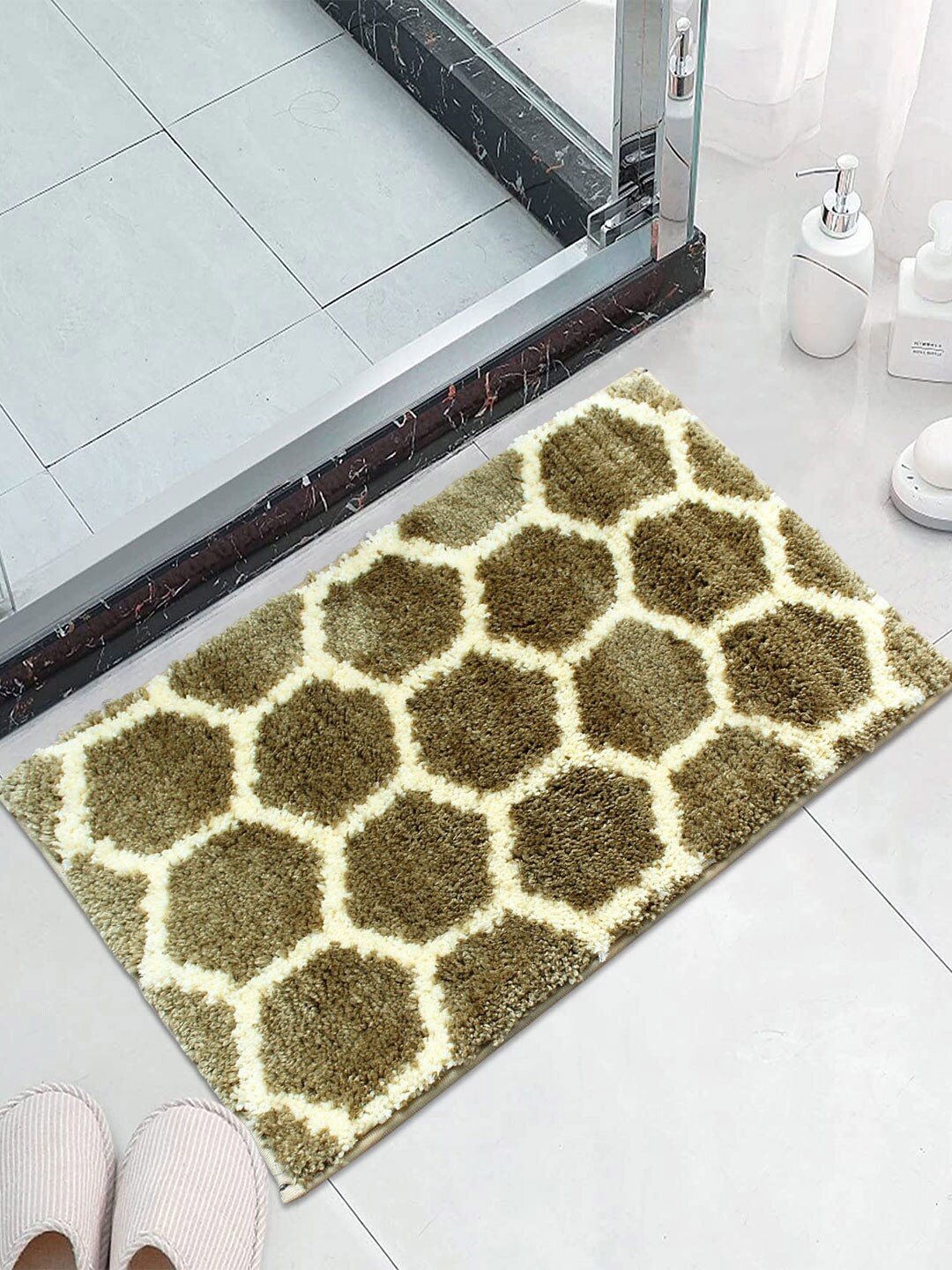 

LUXEHOME INTERNATIONAL Khaki Printed 1600 GSM Anti Skid Bath Rug