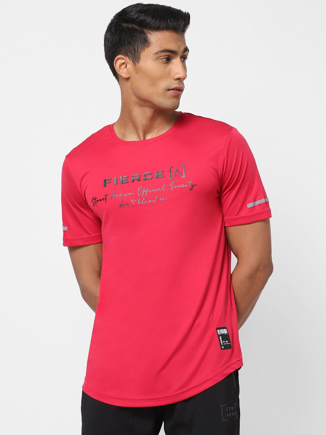 

Street Armor by Pantaloons Men Pink Typography Printed T-shirt