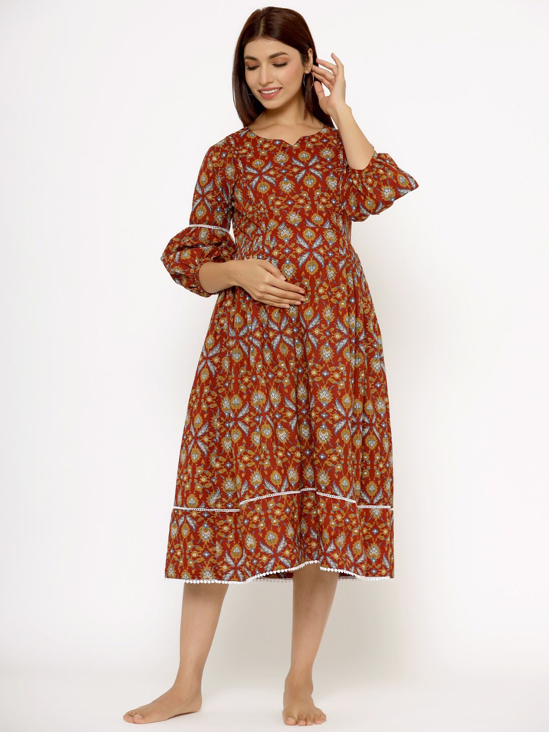 

Ikk Kudi by Seerat Ethnic Motifs Printed Maternity A-Line Midi Pure Cotton Dress, Red