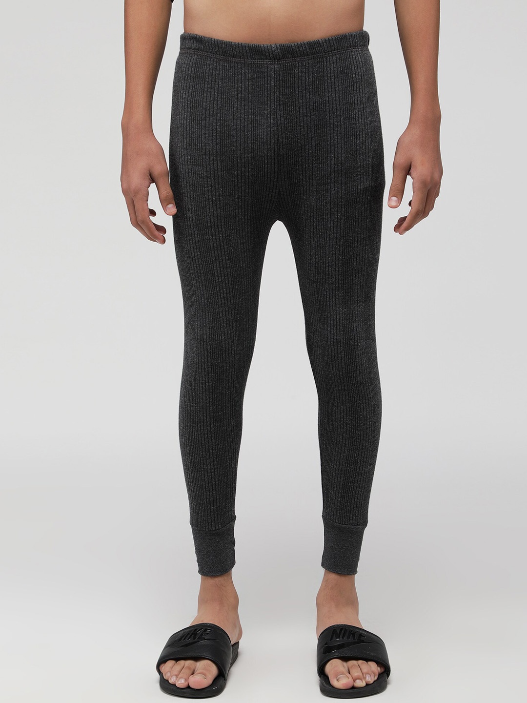 

SPORTO Kids Ribbed Thermal Bottoms, Black