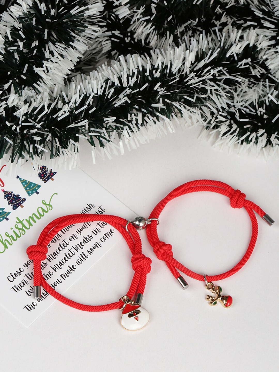 

EL REGALO Christmas Kids Red Pack Of 2 Charm Bracelet