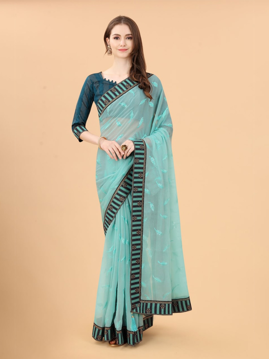 

SHAIBO SAREE Blue & Green Woven Design Sequinned Silk Blend Saree