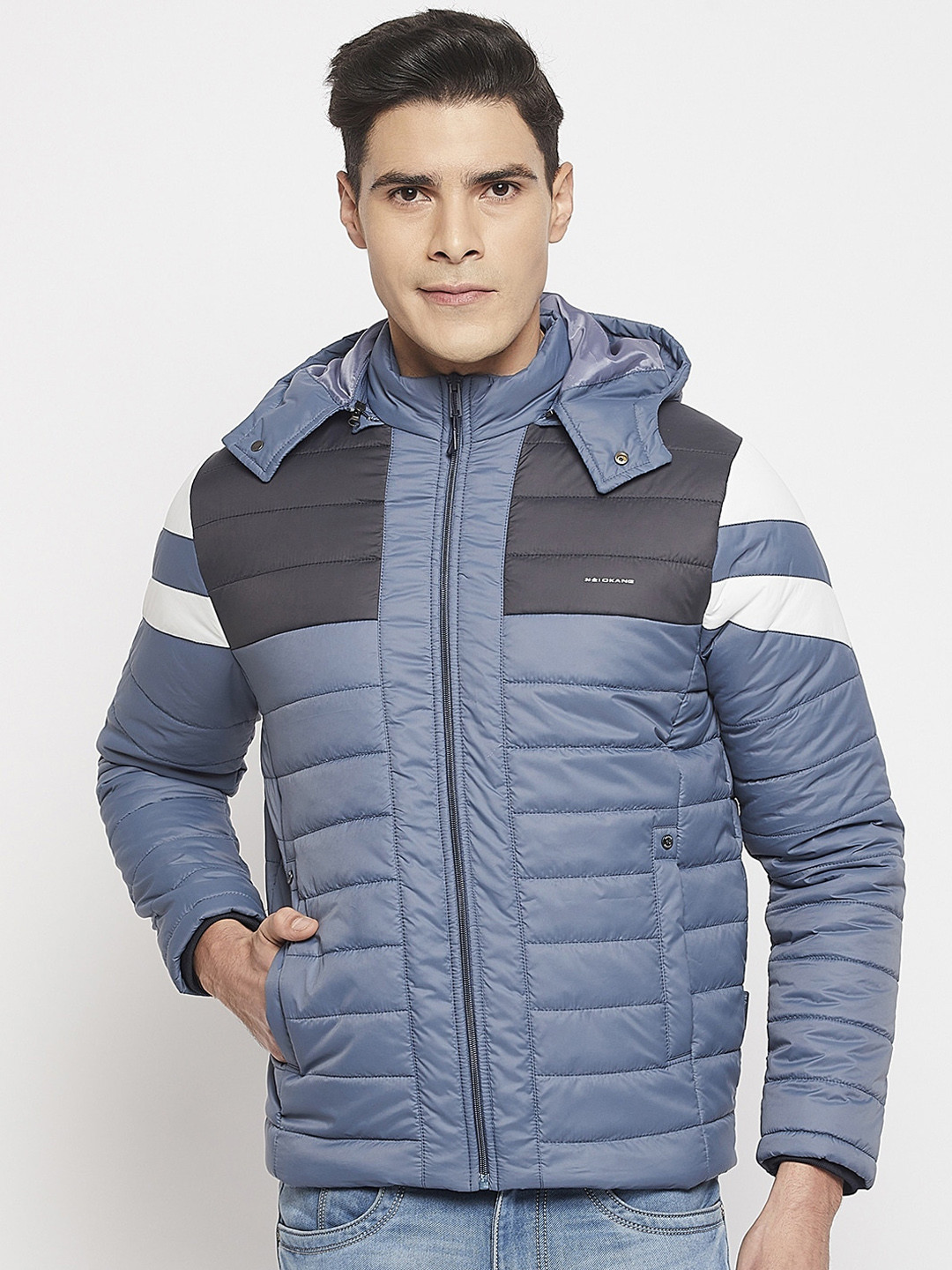 

Okane Men Colourblocked Lightweight Hooded Puffer Jacket, Blue