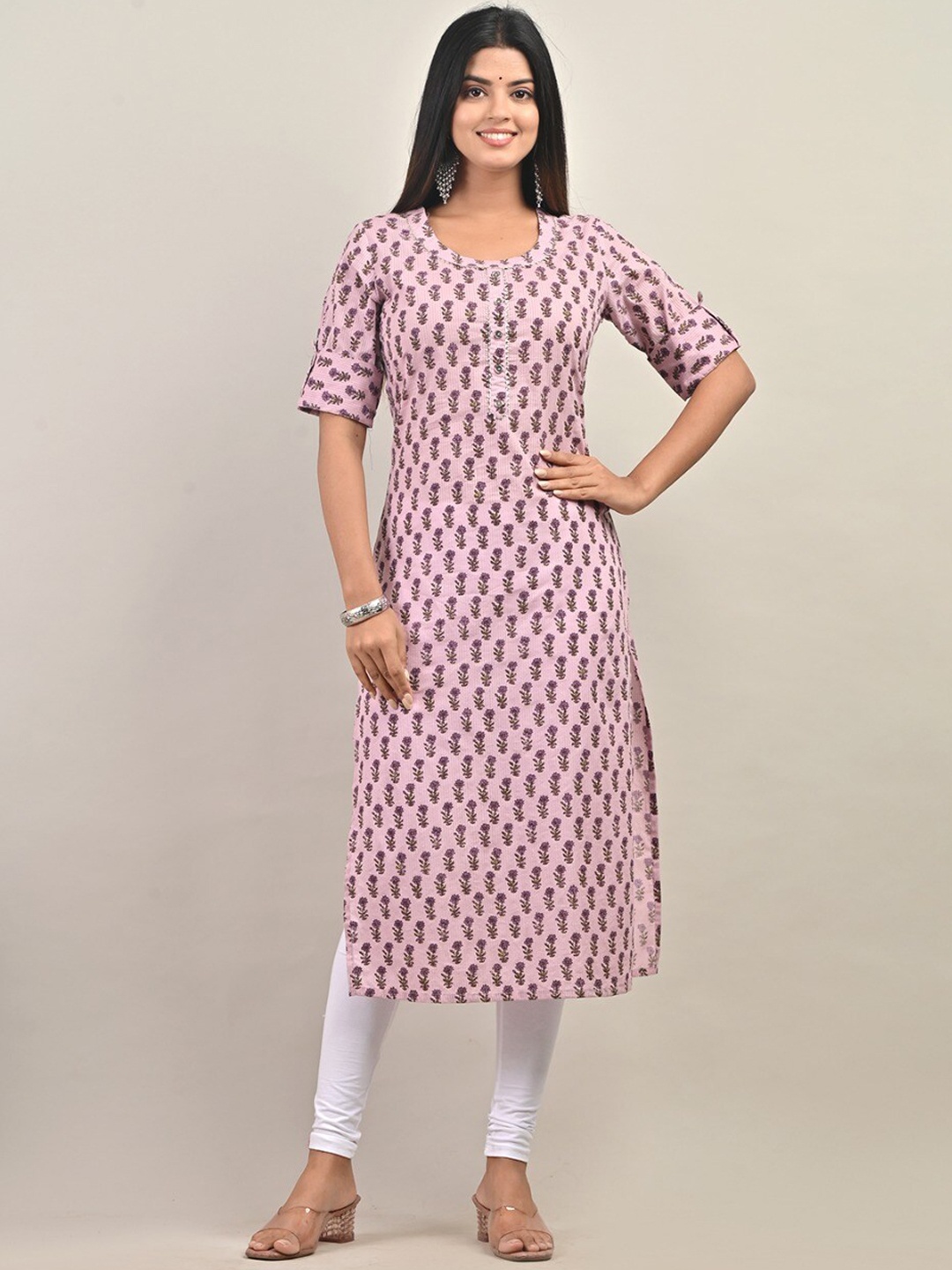 

Swasti Floral Printed Gotta Patti Pure Cotton Kurta, Purple
