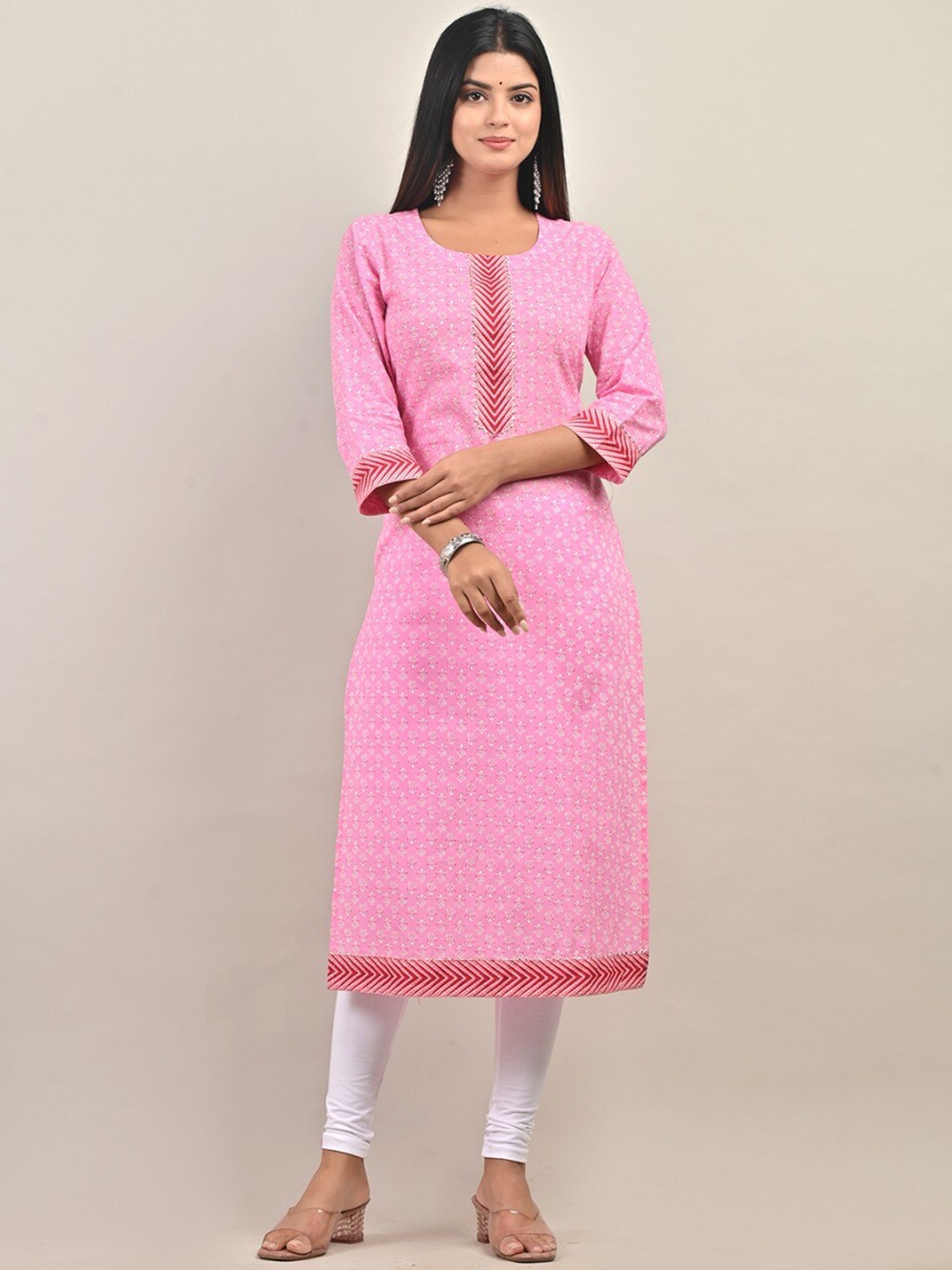 

Swasti Floral Printed Gotta Patti Pure Cotton Kurta, Pink