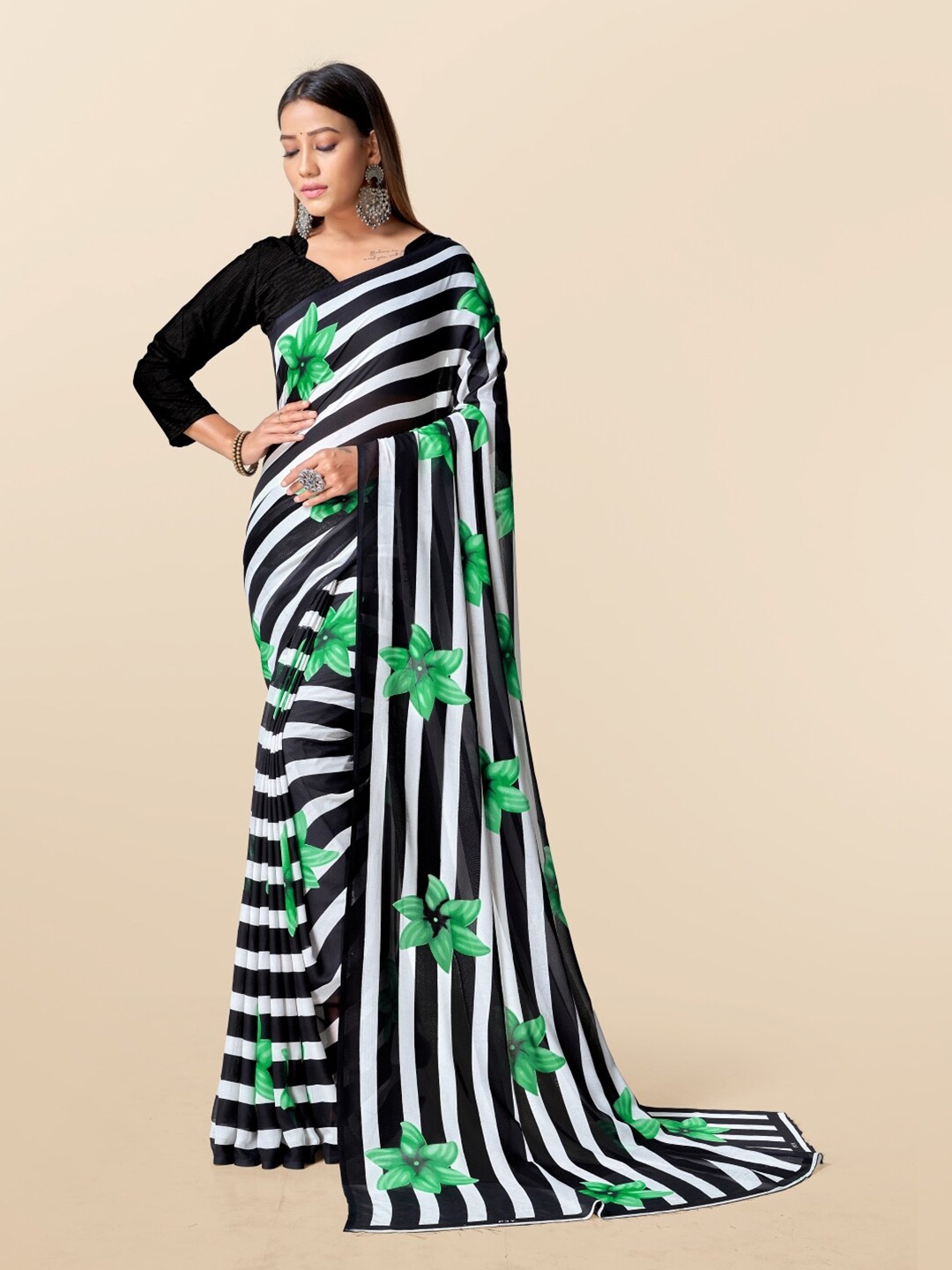 

Ambuja International Striped Saree, Green