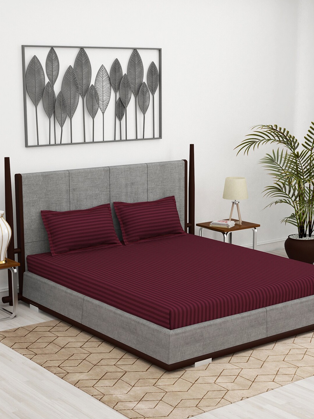

Story@home Maroon Striped 300 TC King Bedsheet with 2 Pillow Covers