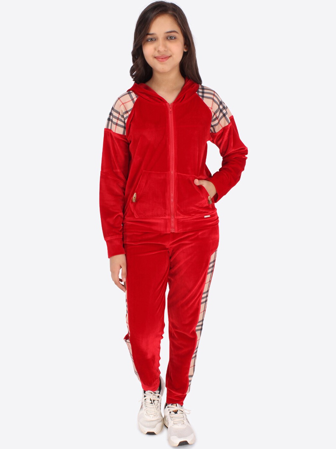 

CUTECUMBER Full Sleeves Hooded Tracksuits, Red