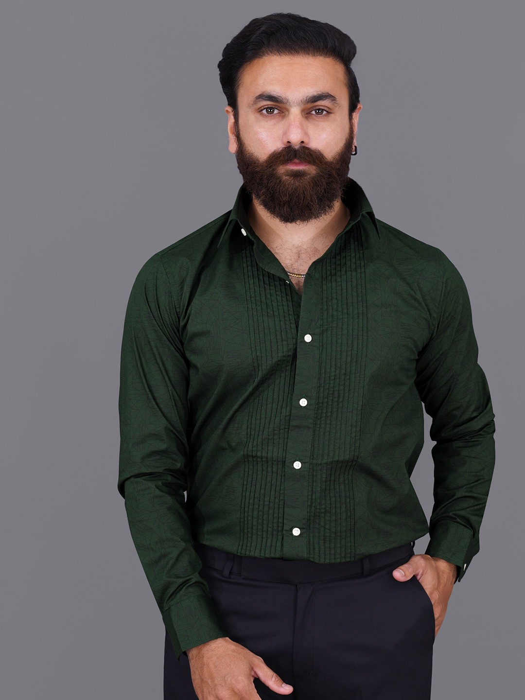 

FRENCH CROWN Men Cotton Solid Standard Casual Shirt, Green
