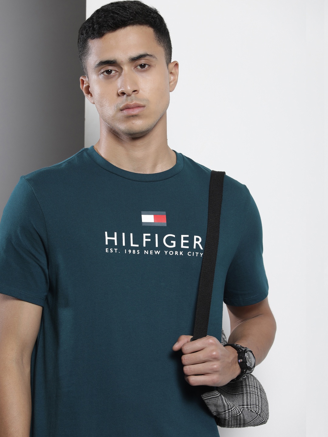 

Tommy Hilfiger Men Pure Cotton Brand Logo Printed T-shirt, Teal