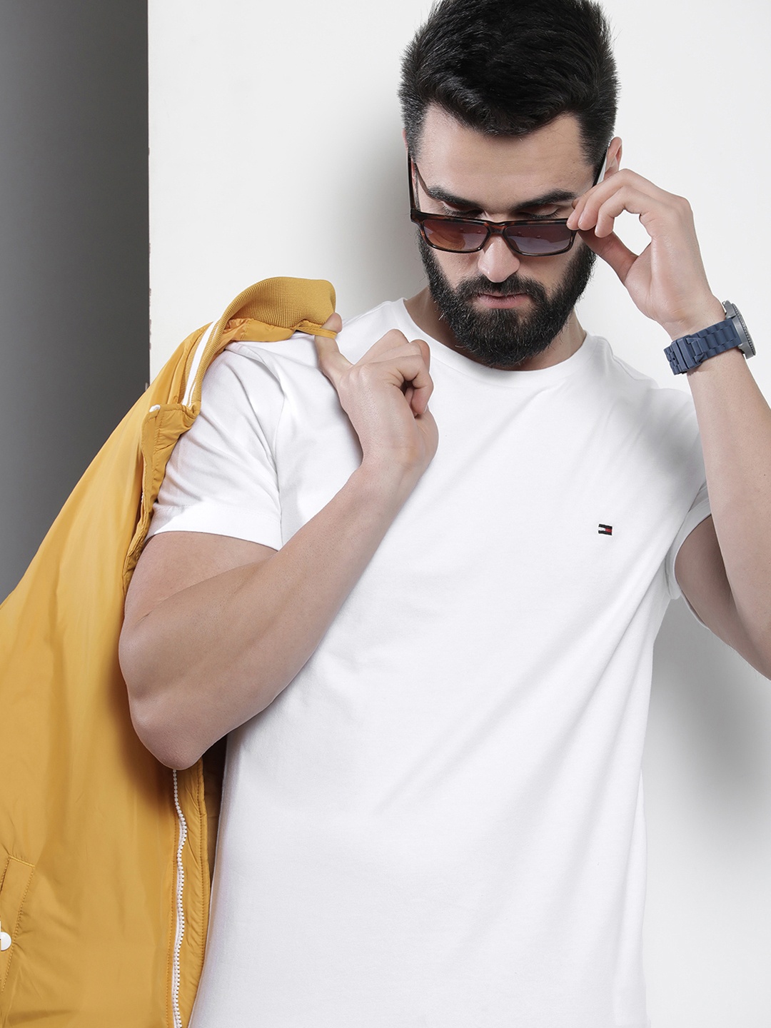 

Tommy Hilfiger Men Round Neck Slim Fit T-shirt, White