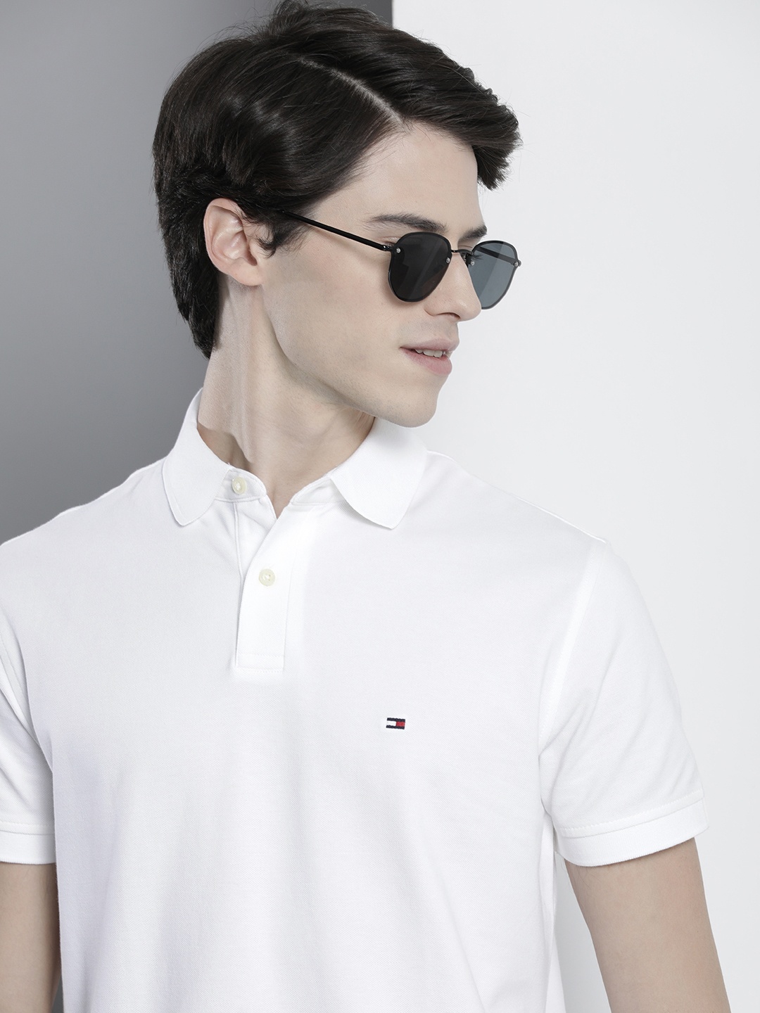 

Tommy Hilfiger Men White Polo Collar T-shirt
