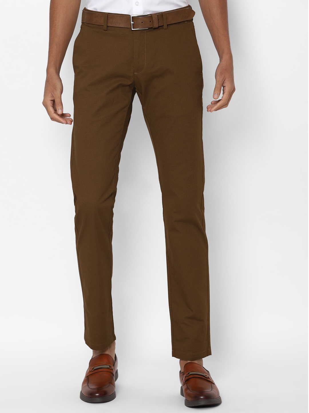 

Allen Solly Men Slim Fit Cotton Trousers, Brown