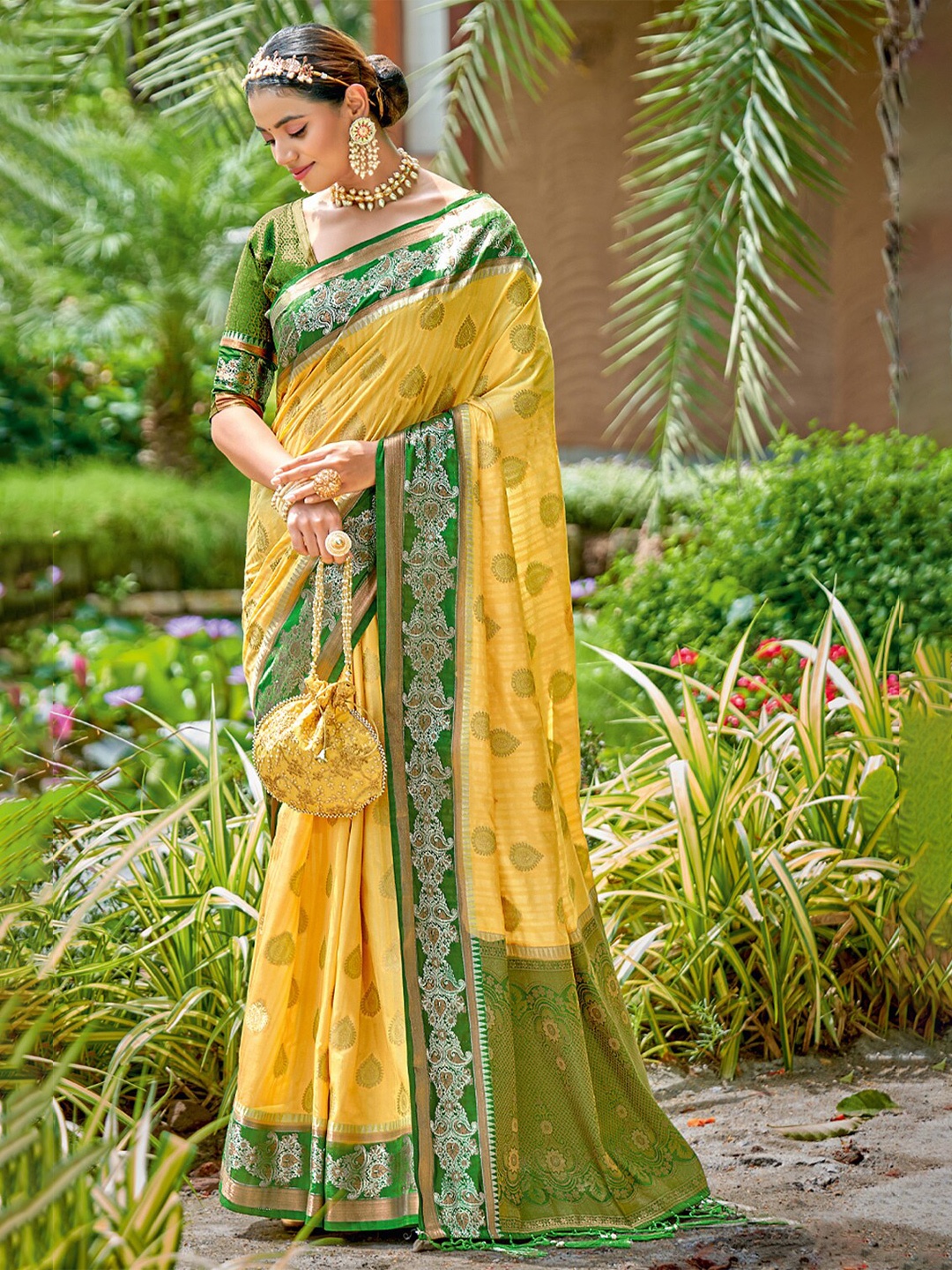 

SANGAM PRINTS Yellow & Green Floral Zari Pure Silk Banarasi Saree