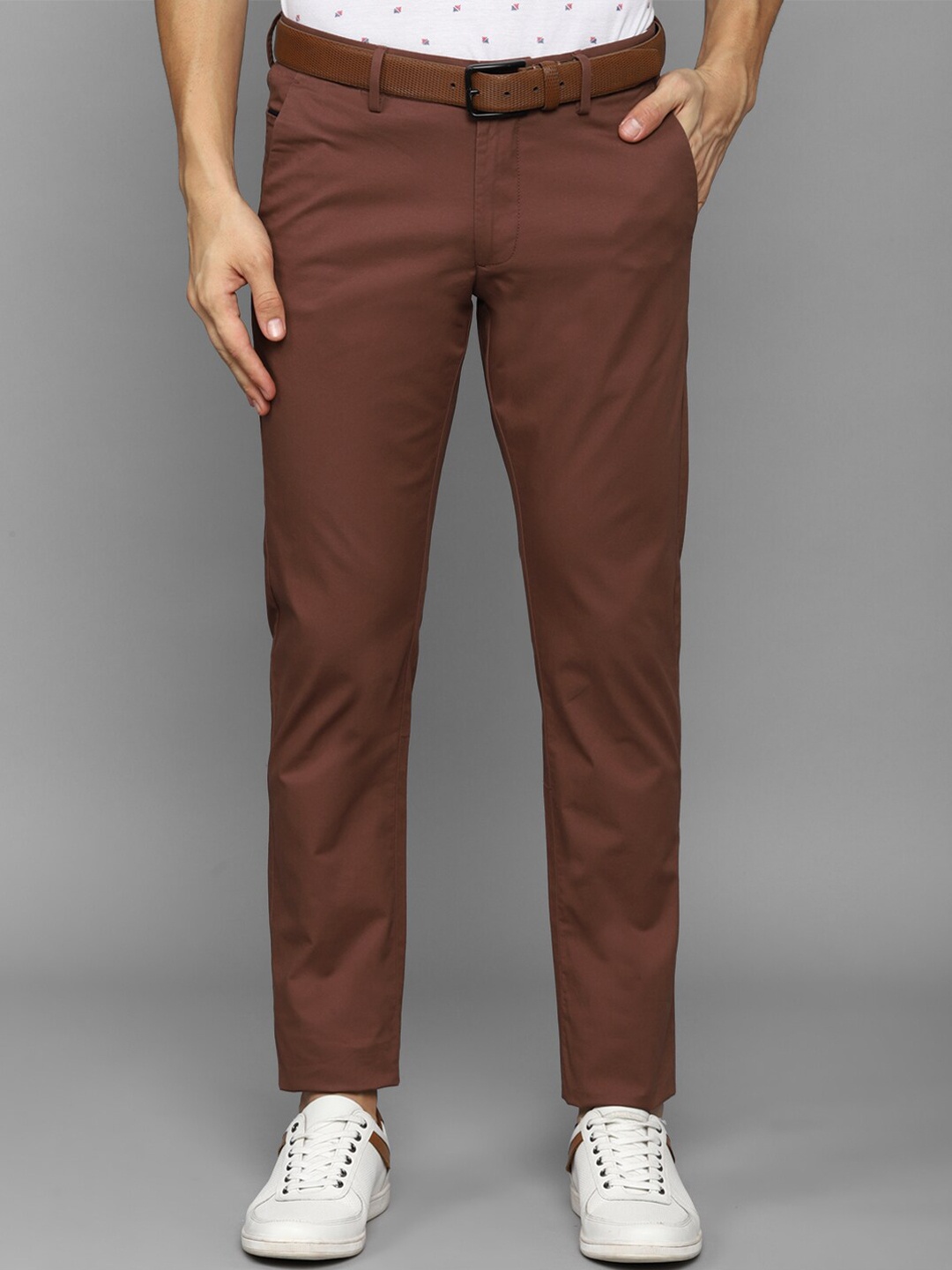 

Allen Solly Men Slim Fit Trousers, Brown