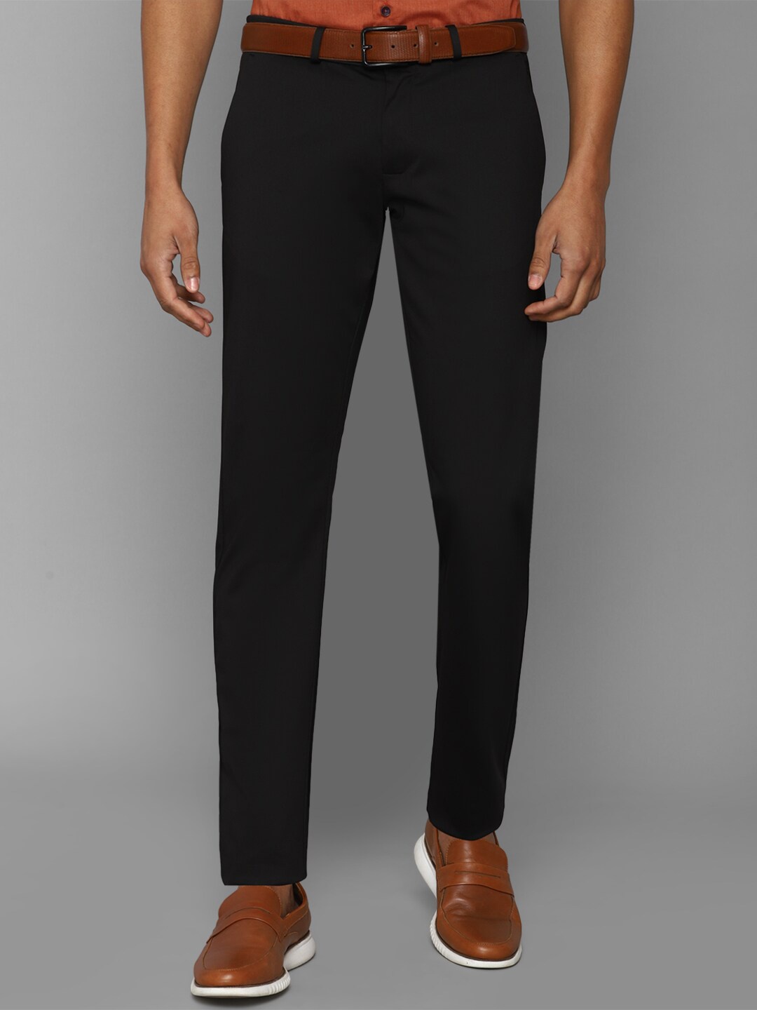 

Allen Solly Men Slim Fit Trousers, Black