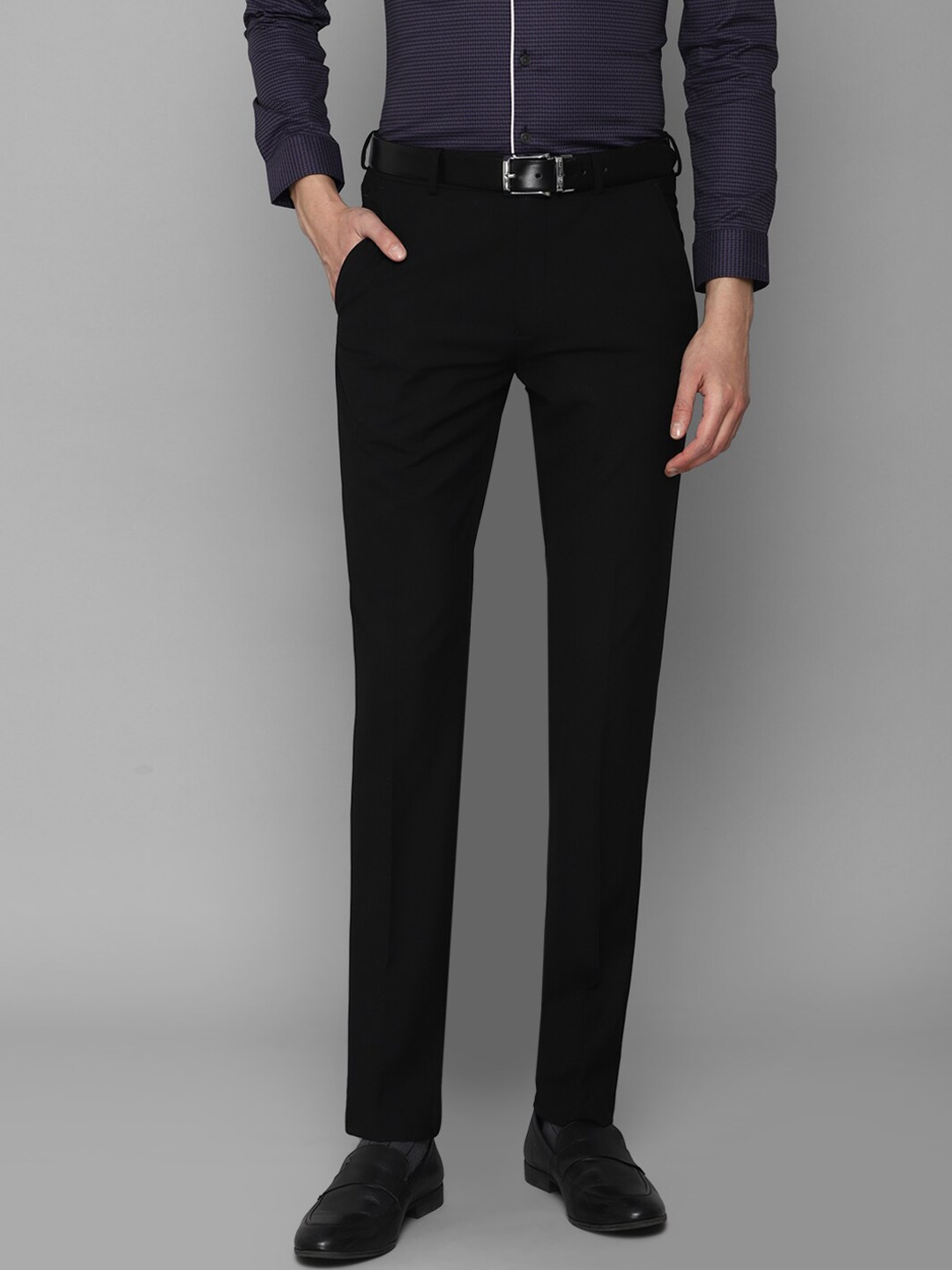 

Louis Philippe Men Slim Fit Formal Trousers, Black