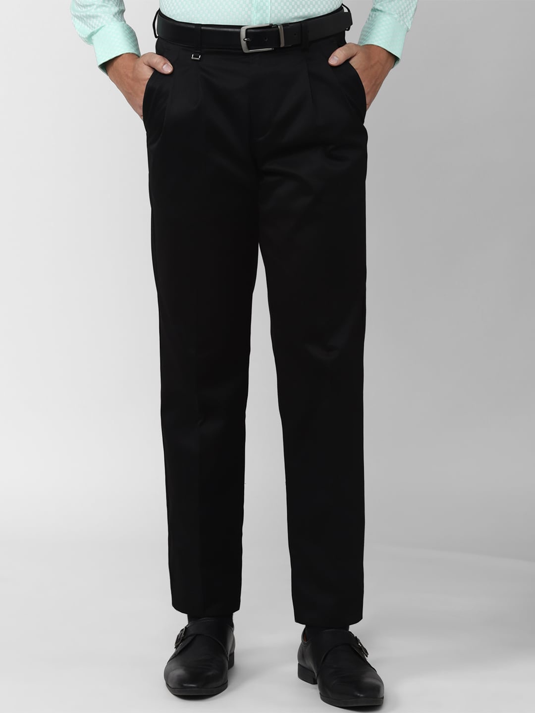 

Van Heusen Men Pleated Formal Trouser, Black