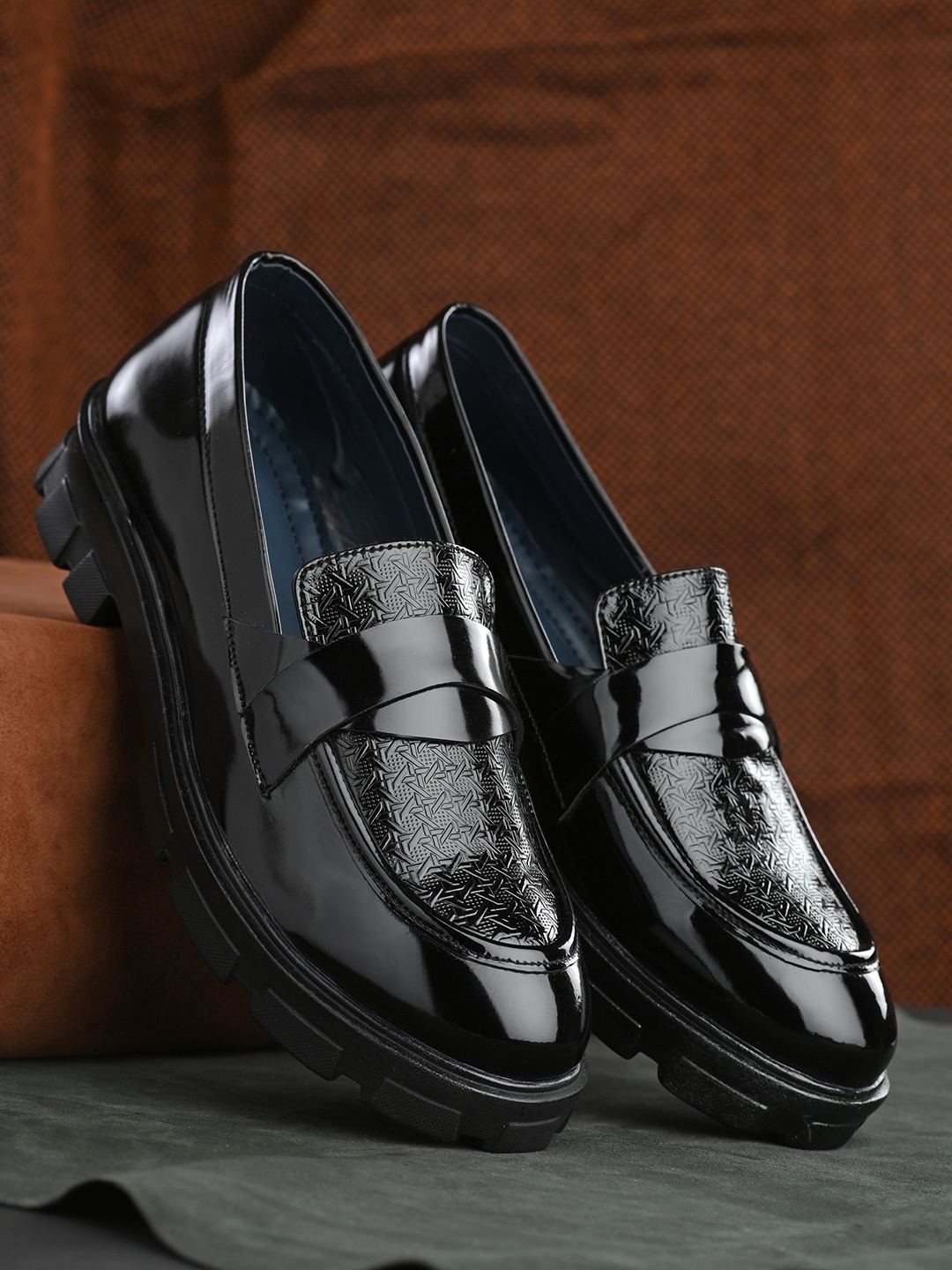 

MANSAMUSA Men Textured Leather Formal Slip-On Shoes, Black